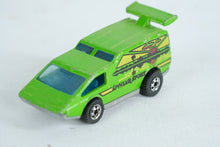 Load image into Gallery viewer, Hot Wheels Spoiler Sport Green Racing Van 1976 Made in Hong Kong