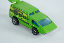 Load image into Gallery viewer, Hot Wheels Spoiler Sport Green Racing Van 1976 Made in Hong Kong
