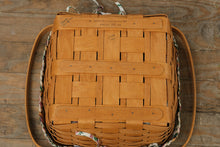 Load image into Gallery viewer, Longaberger Handwoven Picnic Basket w/ Floral Fabric Liner, Protector & Wooden Lid – 1994