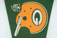 Load image into Gallery viewer, Vintage Green Bay Packers NFL Felt Pennant Football Helmet 30 Inch
