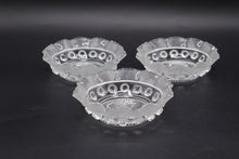 Load image into Gallery viewer, Davidson Glass Blackberry Prunt 269 Frosted Berry Bowls Set of 3 1930s