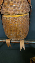 Load image into Gallery viewer, Shanghai Handicrafts Woven Bird Wall Hanging Basket Folk Art Decor