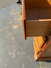 Load image into Gallery viewer, Spindle Forest Oak 7-Drawer Dresser- Bassett