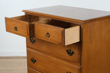 Load image into Gallery viewer, Sumter Furniture Solid Wood 6-Drawer Chest