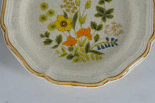 Load image into Gallery viewer, Mikasa Garden Club Fresh Floral Salad Plates Set of 7 Vintage Japan New Old Stock
