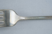 Load image into Gallery viewer, Wallace Grand Colonial Sterling Silver Flatware 42 Piece Set Vintage With Chest