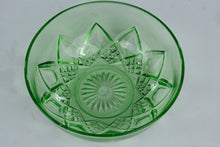 Load image into Gallery viewer, Hazel Atlas Diamond Arches Green Depression Glass Bowl Vintage 8 Inch