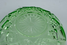 Load image into Gallery viewer, Hazel Atlas Diamond Arches Green Depression Glass Bowl Vintage 8 Inch
