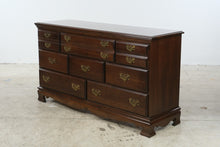 Load image into Gallery viewer, Traditional 8-Drawer Dresser with Deep Drawers and Brass Hardware