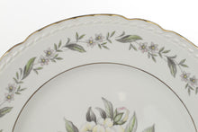 Load image into Gallery viewer, Royal Jackson Magnolia Vogue Plates 10 1/4" Dinner Plates