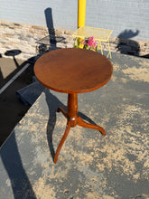 Load image into Gallery viewer, Solid Wood Tripod Plant Stand