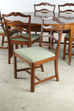 Load image into Gallery viewer, Antique Mahogany Round Extension Dining Table and 6 Chair Set with Four Leaves