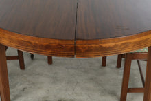 Load image into Gallery viewer, Antique Mahogany Round Extension Dining Table and 6 Chair Set with Four Leaves