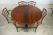 Load image into Gallery viewer, Antique Mahogany Round Extension Dining Table and 6 Chair Set with Four Leaves