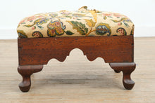 Load image into Gallery viewer, Antique Solid Oak Footstool