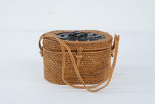 Load image into Gallery viewer, Handwoven Rattan Basket Purse Black Carved Floral Lid Shoulder Bag 6 by 4