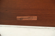 Load image into Gallery viewer, Bassett Furniture Queen Sleigh Bed Cherry Finish Panel Bed Frame - Online Only