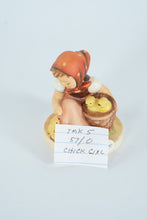 Load image into Gallery viewer, Hummel Figurine Be Patient #197/0 TMK-5 – Girl Feeding Geese – 4.5” Vintage Goebel W. Germany
