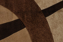 Load image into Gallery viewer, Beige Zaga Rug - Contours - 7' 10" x 10' 6"