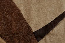 Load image into Gallery viewer, Beige Zaga Rug - Contours - 7' 10" x 10' 6"