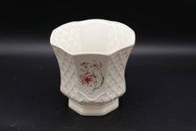 Load image into Gallery viewer, Belleek Country Trellis Cache Pot 2104 Fine Parian China Ireland