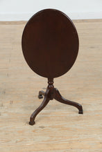 Load image into Gallery viewer, Bombay Company Dark Cherry Oval Tilt Top Accent Table