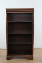 Load image into Gallery viewer, Traditional 60 Inch Tall Bookcase with Crown Molding 32x14