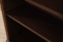 Load image into Gallery viewer, Traditional 60 Inch Tall Bookcase with Crown Molding 32x14
