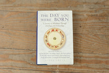 Load image into Gallery viewer, BG Mind & Body Book – ISBN 978-1-56731-979-8 (Astrology / Personal Insight Guide)