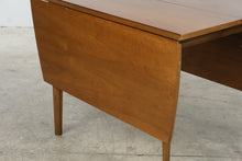 Load image into Gallery viewer, Broyhill Premier Forward 70 Mid-Century Modern Walnut Dining Set with 6 Chairs
