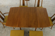 Load image into Gallery viewer, Broyhill Premier Forward 70 Mid-Century Modern Walnut Dining Set with 6 Chairs