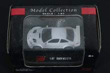 Load image into Gallery viewer, Malibu International 1:87 BMW M3 GTR Diecast Model Car