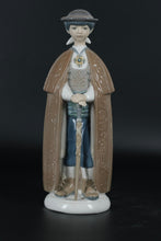 Load image into Gallery viewer, Lladro “Galician Nobleman” Figurine – Handcrafted Porcelain – Retired Collectible