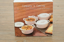 Load image into Gallery viewer, Company's Coming – Set of 4 Oval Porcelain Baking Dishes with Lids