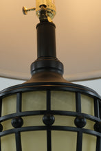 Load image into Gallery viewer, Franklin Iron Works Cardiff Table Lamp