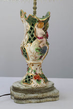 Load image into Gallery viewer, Capodimonte Lamp