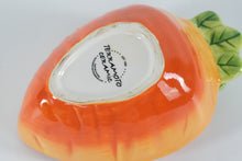 Load image into Gallery viewer, Terramoto Ceramic Carrot Measuring Cups – Set of 4 Nesting Cups (¼, ⅓, ½, 1 Cup)