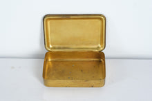 Load image into Gallery viewer, Antique 1914 Princess Mary Christmas Tin – “Imperium Britannicum” WWI Gift Box