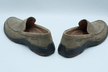 Load image into Gallery viewer, Clarks Mens 10 5 Brown Nubuck Leather Slip On Loafers Comfort Shoes