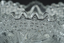 Load image into Gallery viewer, Vintage LE Smith Comet in the Stars Clear Glass Bowl Sawtooth Rim 7.5 Inch