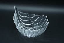 Load image into Gallery viewer, Clear Glass Leaf Bowl