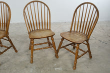 Load image into Gallery viewer, Set of 4 Cochrane Solid Oak Windsor Dining Chairs