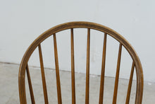 Load image into Gallery viewer, Set of 4 Cochrane Solid Oak Windsor Dining Chairs