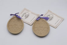 Load image into Gallery viewer, Brown Bag Cookie Art Easter Egg Cookie Mold Set of 2 1988