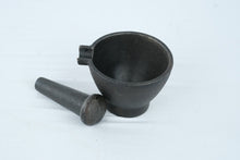 Load image into Gallery viewer, Cast Iron Mortar and Pestle Apothecary Spice Grinder Black 4 Inch