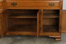 Load image into Gallery viewer, Cushman Colonial Creations Maple Buffet with Hutch