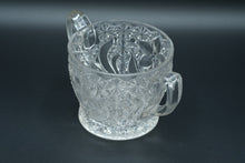 Load image into Gallery viewer, EAPG Daisy Pattern Clear Cut Glass Sugar Bowl