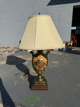 Load image into Gallery viewer, Vintage Urn-Style Table Lamp with Hand-Painted Floral Motif