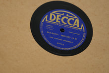 Load image into Gallery viewer, 10 Celebrated Minutes Played by the Oxford Ensemble