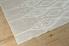 Load image into Gallery viewer, Diamond Ruggable - 5' x 7'